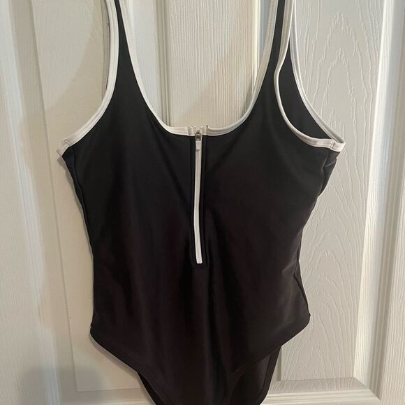 Old Navy Black and White One-Piece Swimsuit - Picture 1 of 4